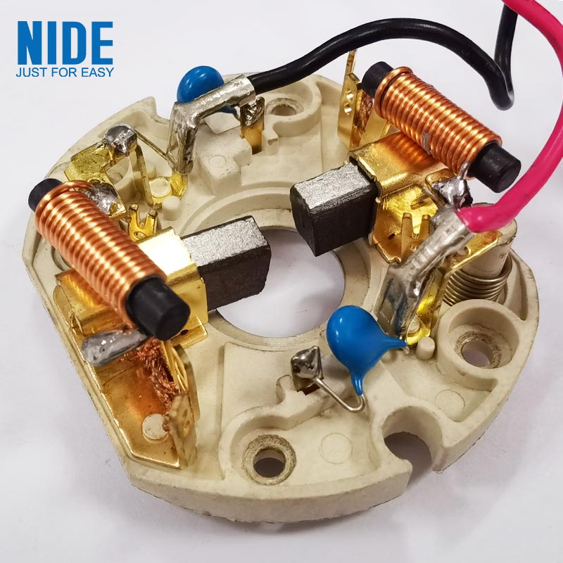 Kedu ka brones carbon carbon melite arụmọrụ moto na ịdị ogologo